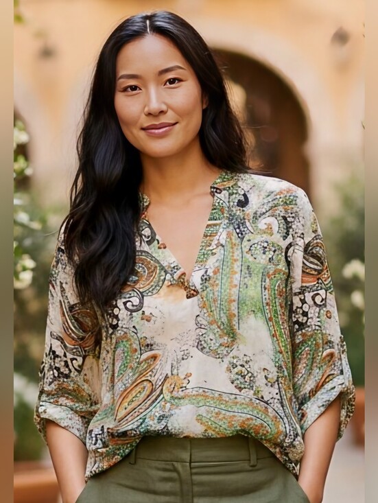 Vantarsi Tops - Vantarsi Green Paisley V-Neck Blouse Medium #BL33